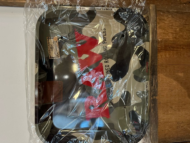 Photograph of product: Raw Large Metal Tray Camo