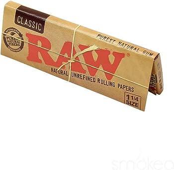 Photograph of product: RAW | CLASSIC | 1 1/4 ROLLING PAPER | 50PK