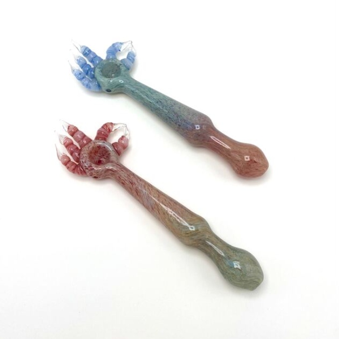 Photograph of product: PIPE CHICKEN HAND