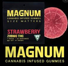 Photograph of Product: AU Magnum: Strawberry 200MG Gummies