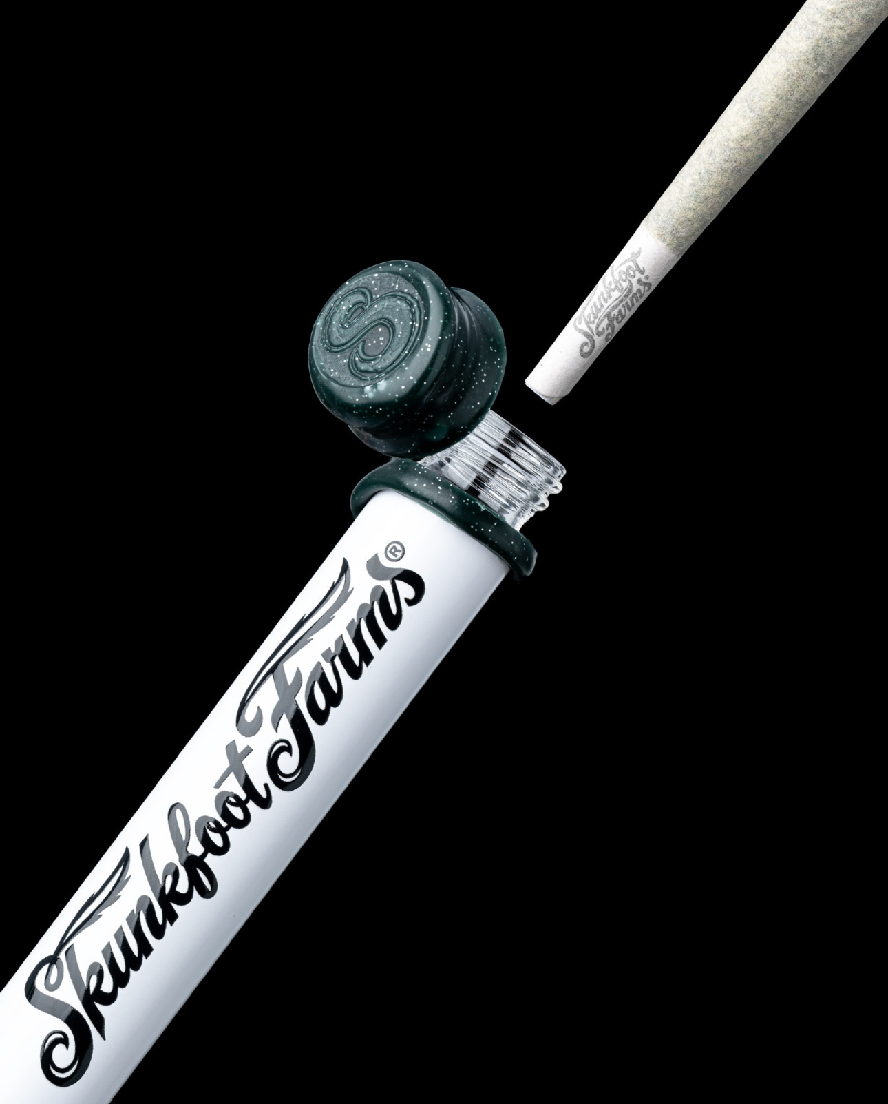 Photograph of product: Skunkfoot Farms: Pink Lemonade Pre-roll