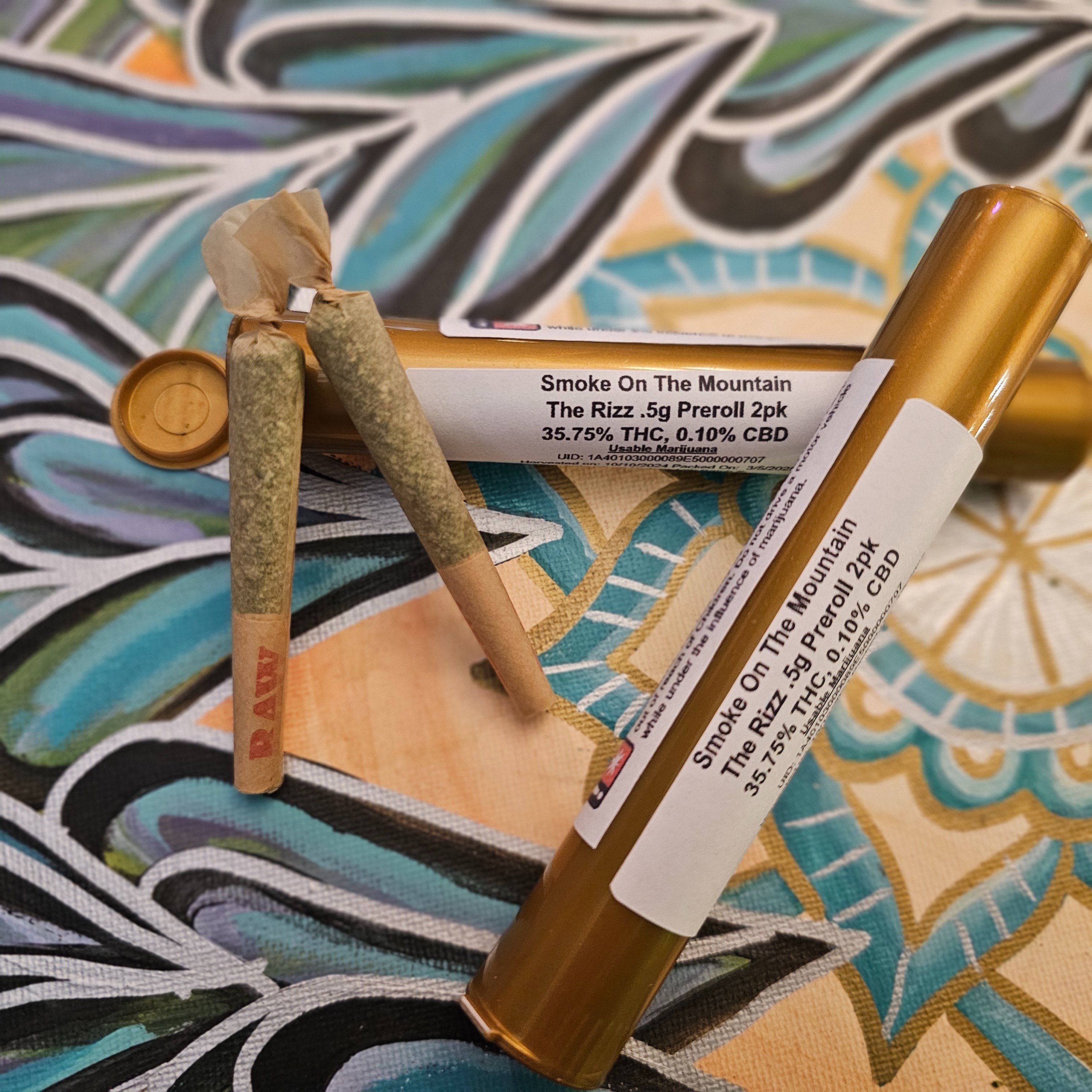 Photograph of product: Orange Apricot MAC 2g In House Blunts