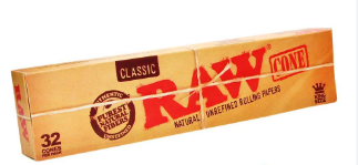 Photograph of product: Tax Classic king size 32 Pack