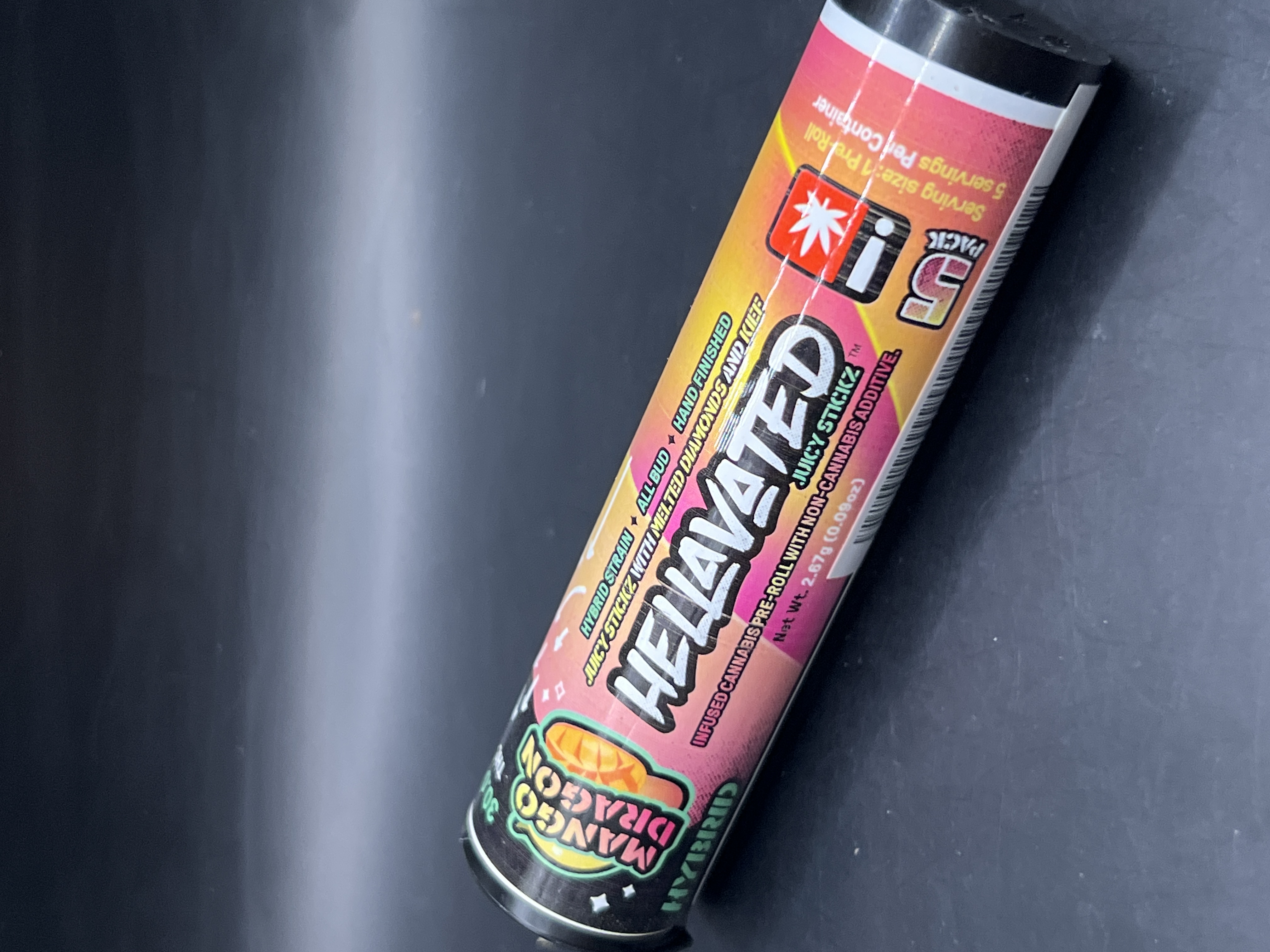 Photograph of product: Hellavated Mango Dragon Juicy Stickz Pre-Roll 5pk