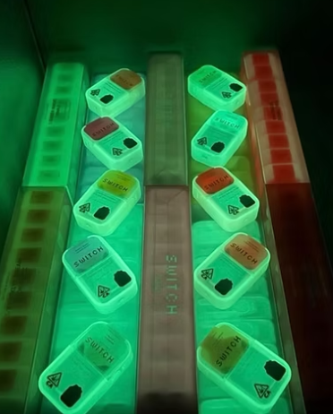 Photograph of product: GREEN MAGIC X KIWI Z 1G DUAL