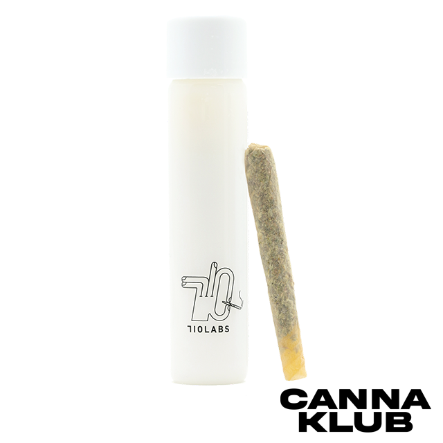 Photograph of product: WHITE TAHOE COOKIES 1G NOODLE DOINK