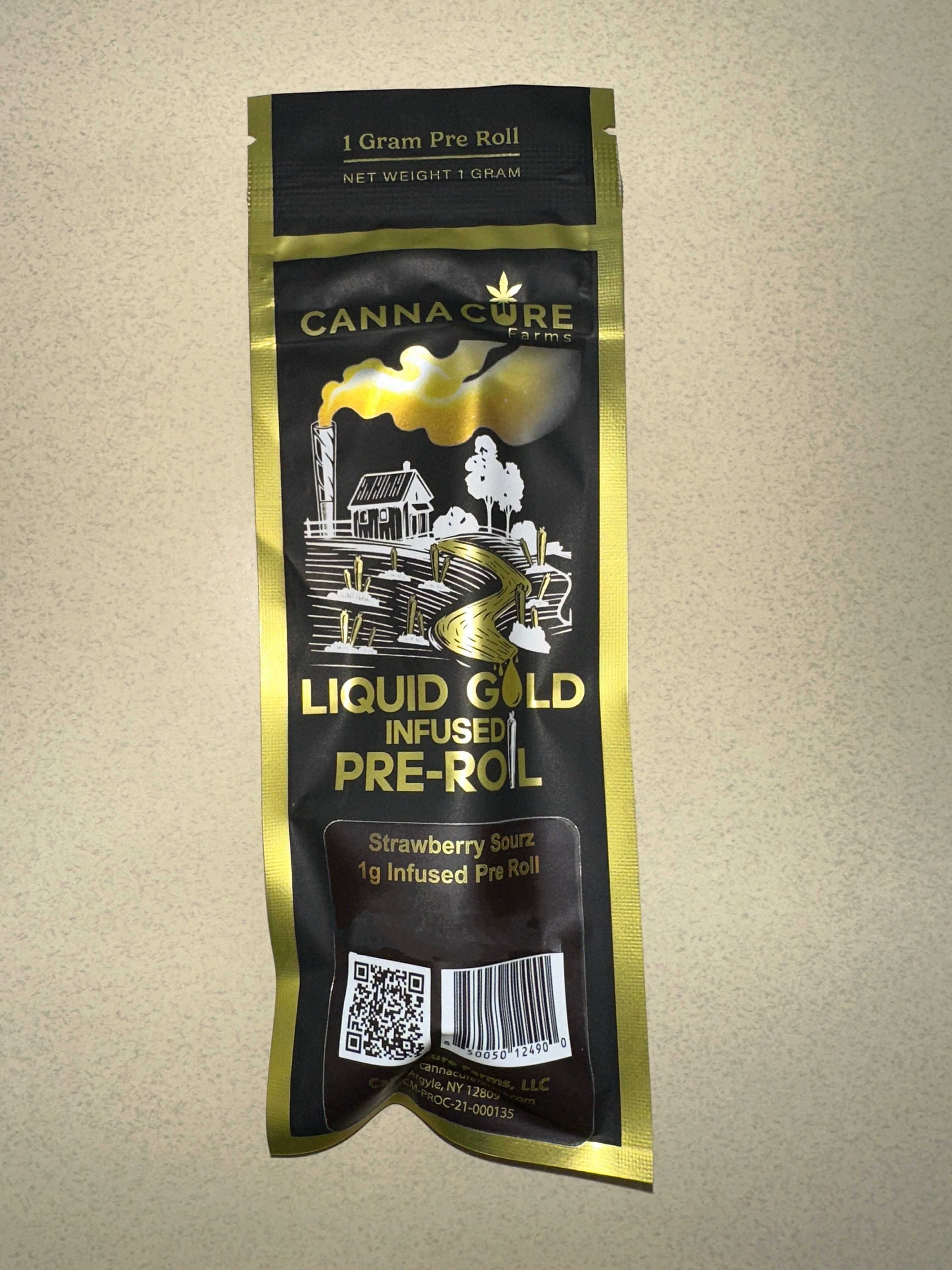 Photograph of product: Infused Pre-Roll - Strawberry Sourz