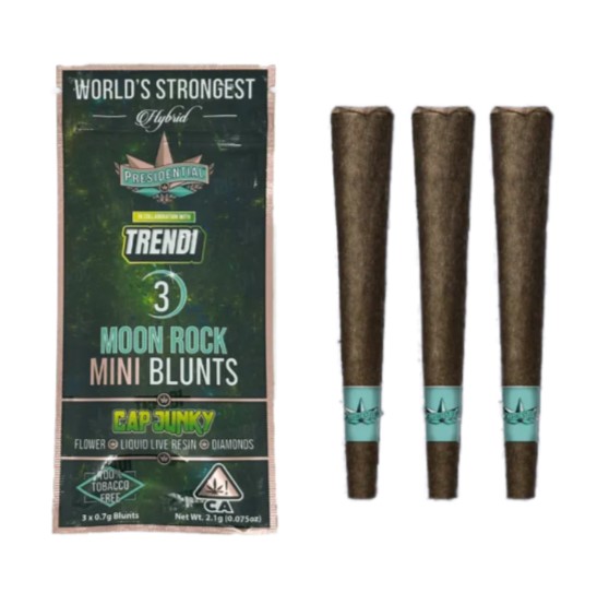 Photograph of product: CAP JUNKY - .7G 3PK MINI BLUNTS