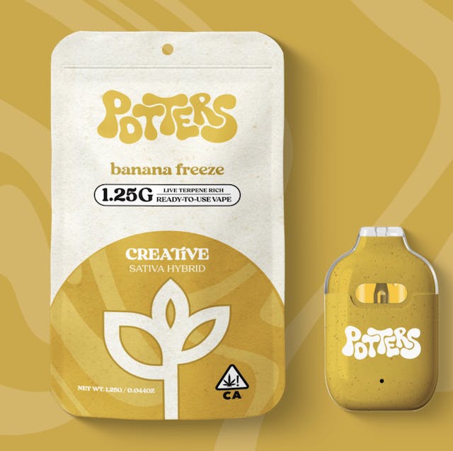 Photograph of product: Banana Freeze Ready to Use Disposable 1.25g - Sales Floor