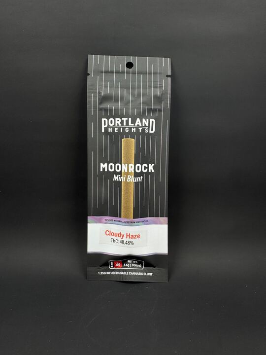 Photograph of product: Blunt Moonrock Mini 1.25g Cloudy Haze (Portland Heights)