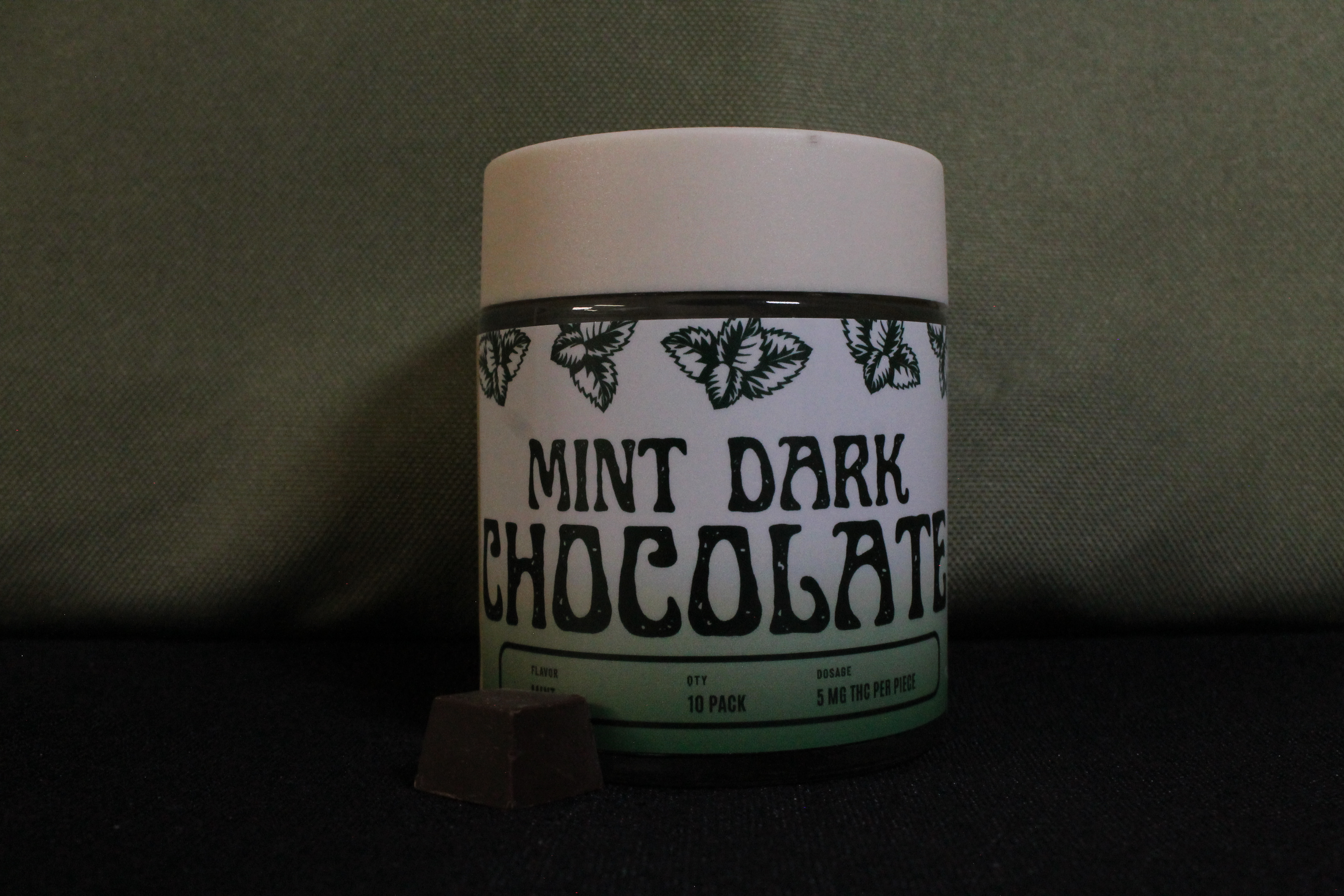 Photograph of product: Highly Rooted | Mint Dark Chocolates