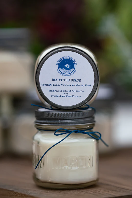 Photograph of product: Wasau chocolatore  | 8oz. Candle