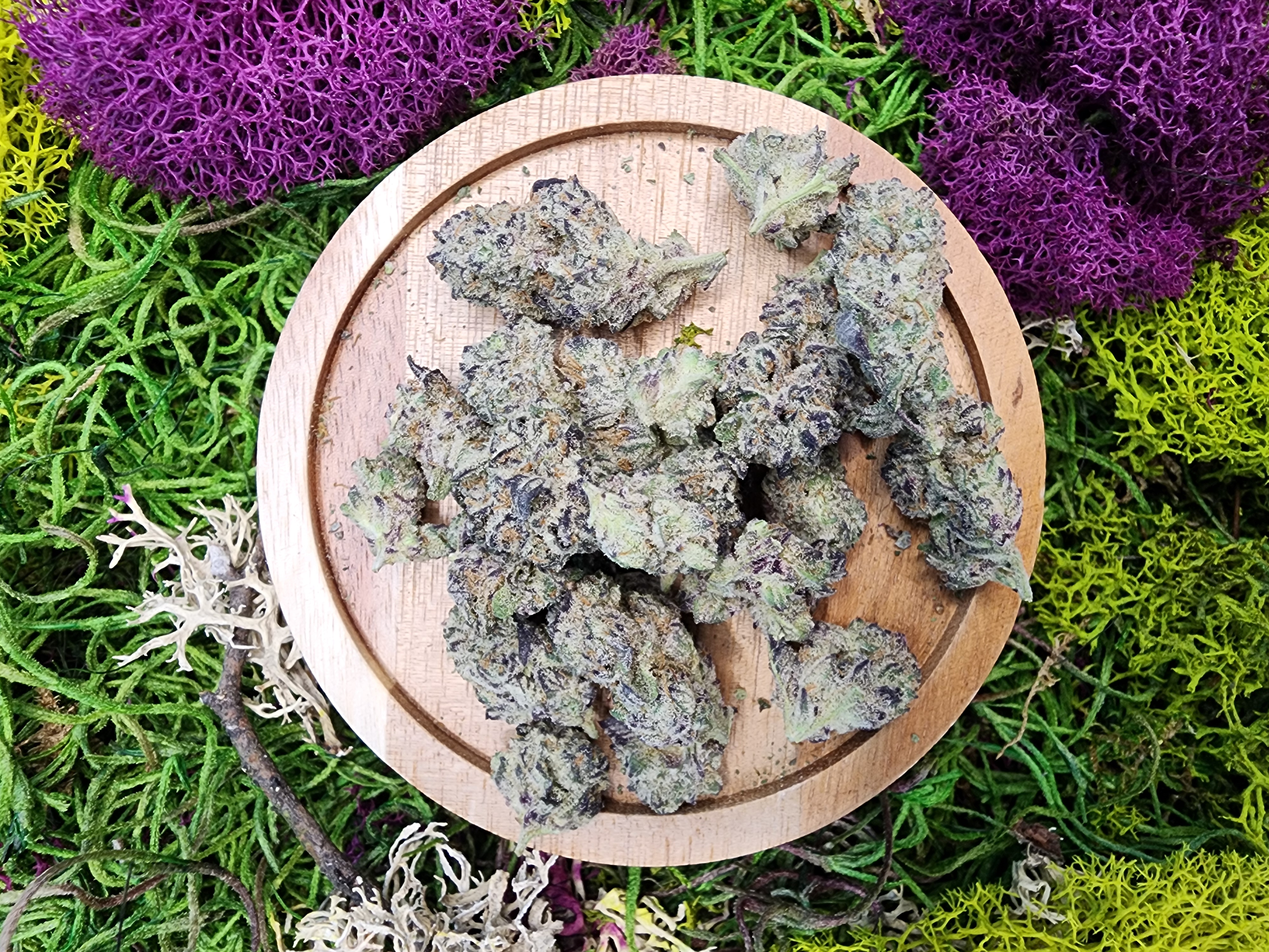 Photograph of product: 7G GARLIC ICING QUARTER SPECIAL