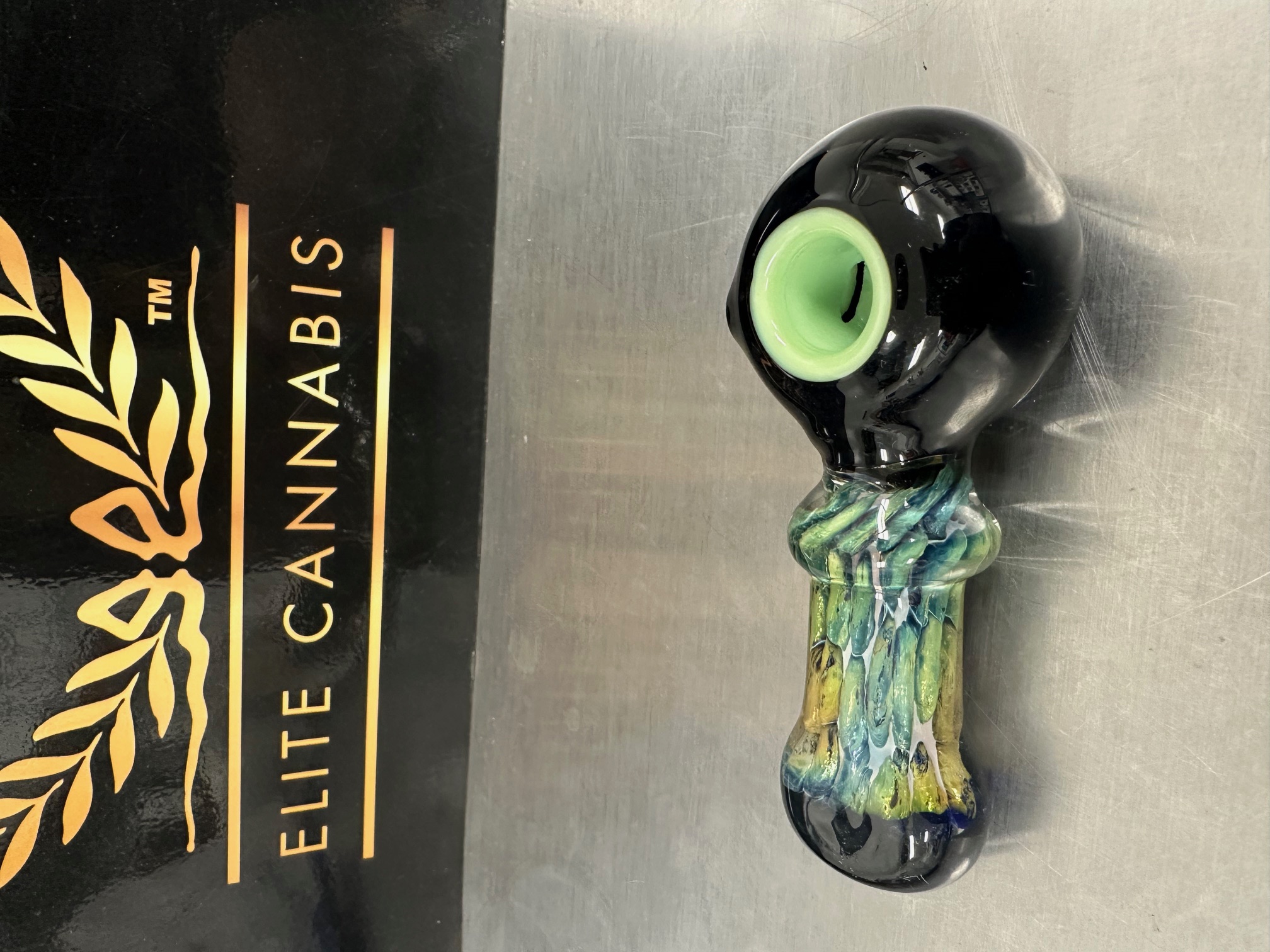 Photograph of product: 4 inch Black & Green Handpipe | Glass Screen (ST210)