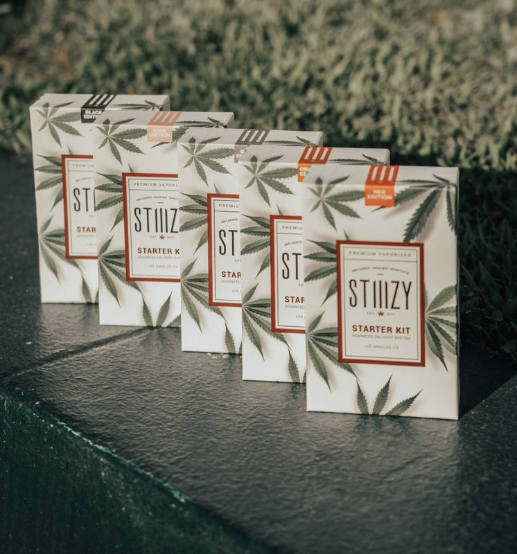 Photograph of product: 1000mg Pineapple RT Starter Kit Pod
