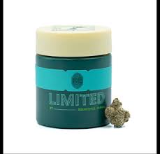 Photograph of product: Tier 1 - Pina Grande Flower - 3.5g