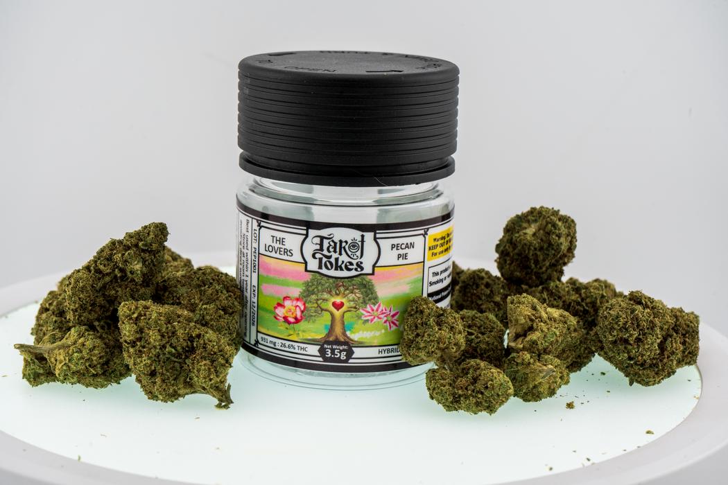 Photograph of product: Tarot Tokes Flower - Pecan Pie - 3.5g