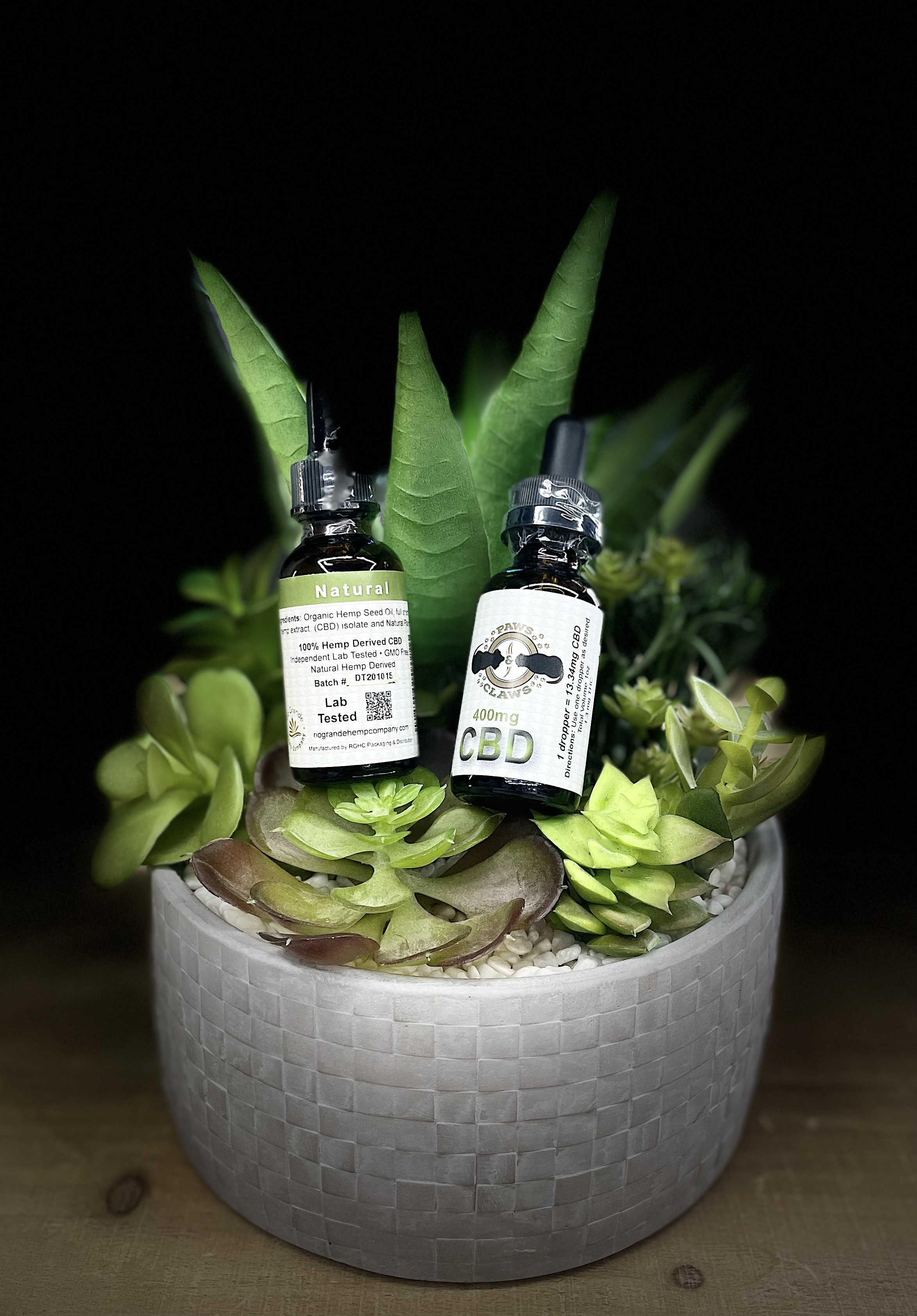 Photograph of product: Paws & Claws | CBD Tincture | 400mg