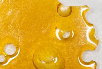 Photograph of product: Apricot Haze Shatter Live ResinNomad