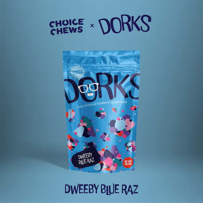 Photograph of product: Gummies | Dweeby Blue Raz Dorks | 100mg | 20pk | Choice Chews