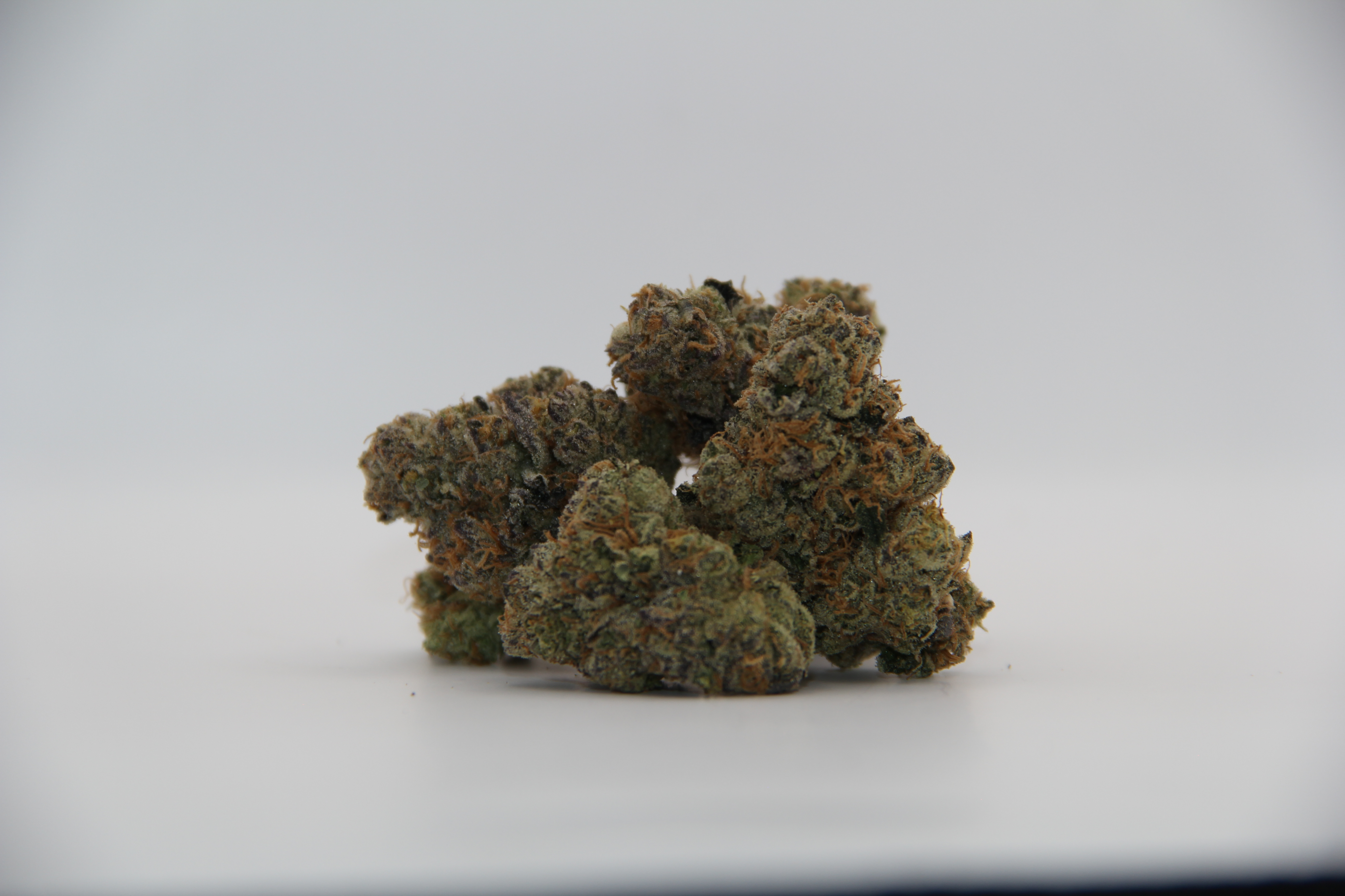 Photograph of product: CALI BUDS | CALI OG | FLOWER - 14g