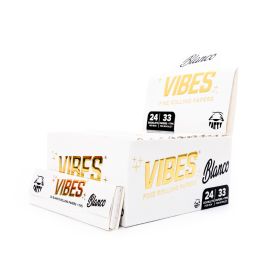 Photograph of product: Fatty Size Rolling Papers ~ Booklet w/ Tips ~ Blanco