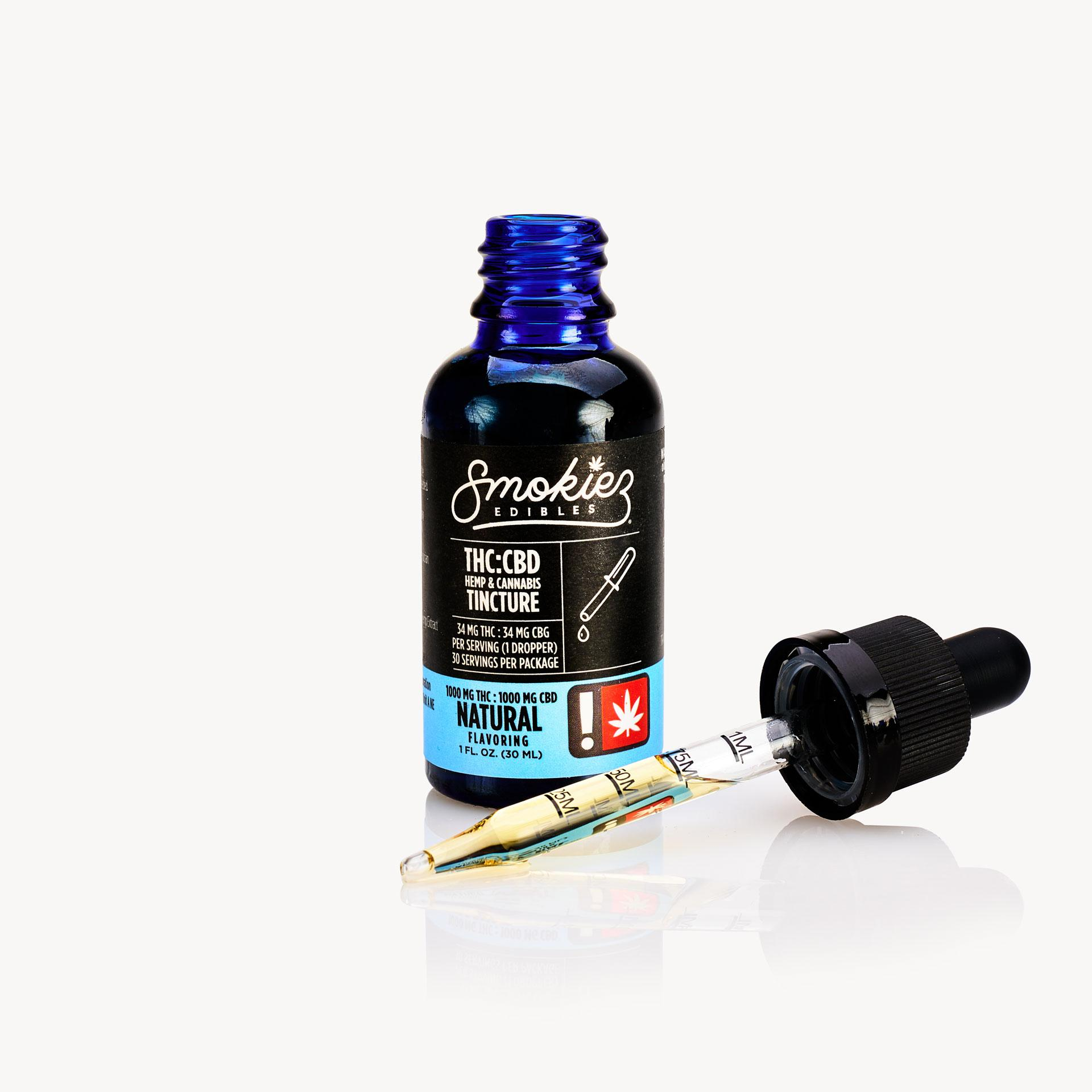 Photograph of product: Smokiez Tincture | 1:1 TH-oui/CBD