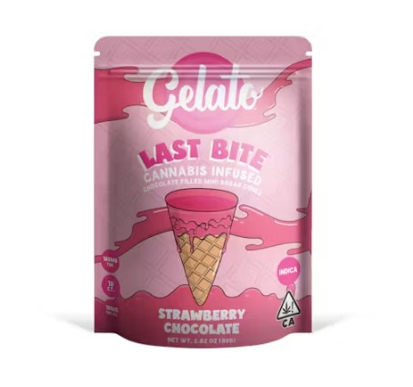 Photograph of product: Gelato Last Bite Strawberry Chocolate 100MG