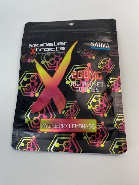 Photograph of product: Monster Xtracts | Raspberry Lemonade | 200mg
