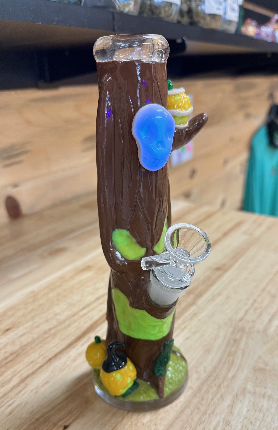 Photograph of product: Bong - 10" Halloween Glow In The Dark Beaker Base