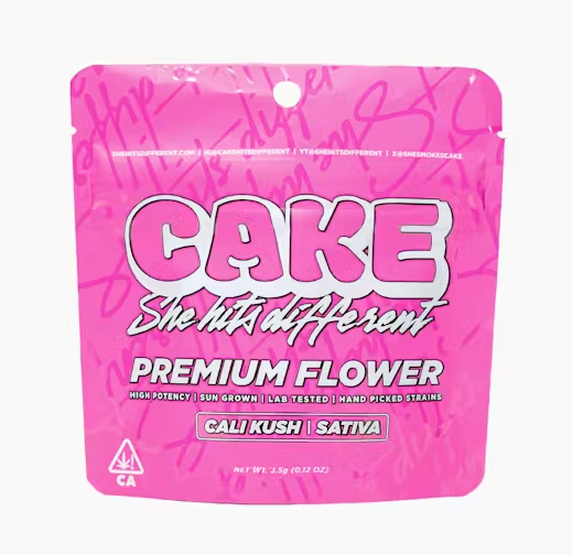Photograph of product: Cake Cali Kush Oui'd Premium Flower 3.5g