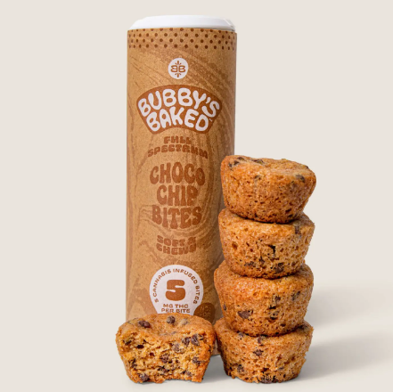 Photograph of product: Bubby's Baked Chocolate Chip Cookies 25mg 5pk