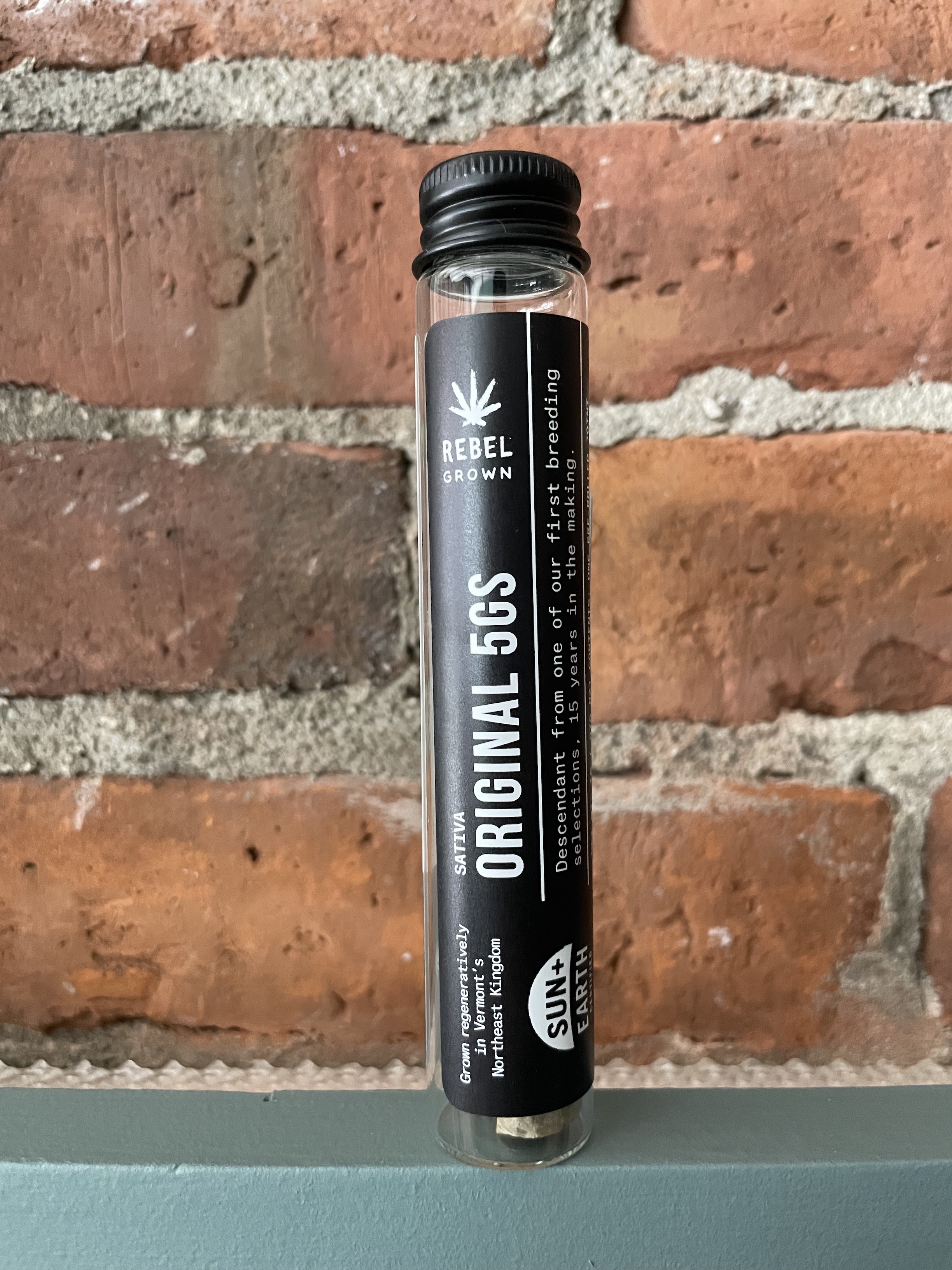 Photograph of product: Rebel Grown | 1g Preroll | Original 5Gs