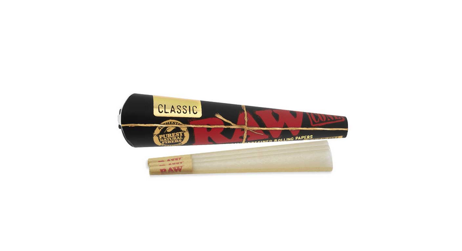 Photograph of product: RAW Black Classic Cones - King Size (3pk)