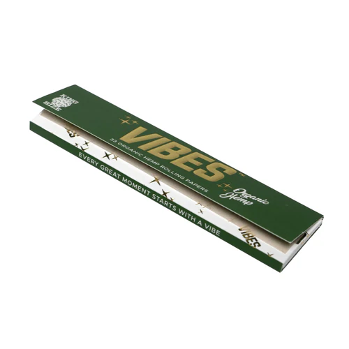 Photograph of product: Vibes | King Size Organic Hemp (Green) | 33 Paper Booklet + Tips