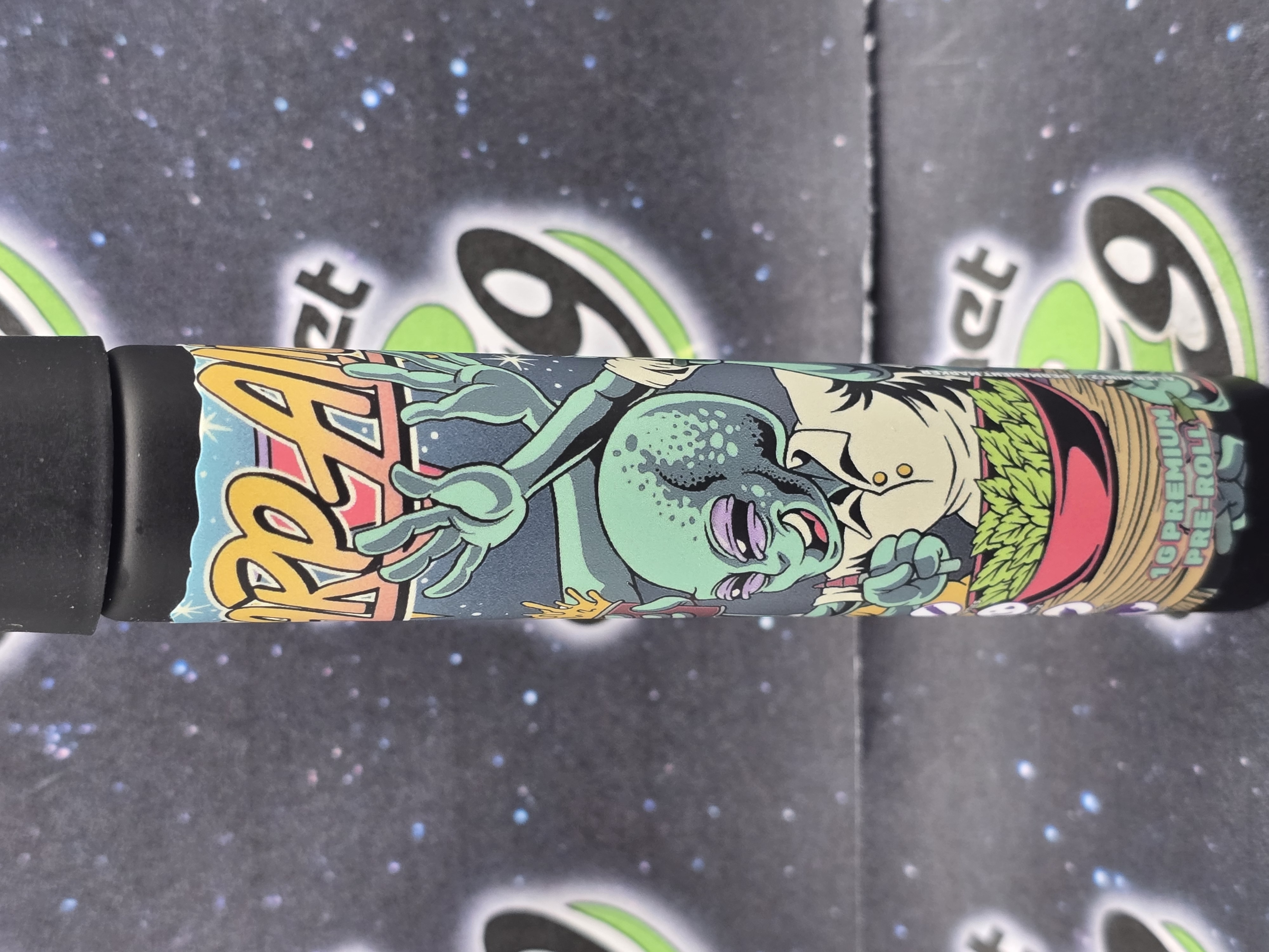 Photograph of product: Michigander Fire | Sharp Aliens Preroll