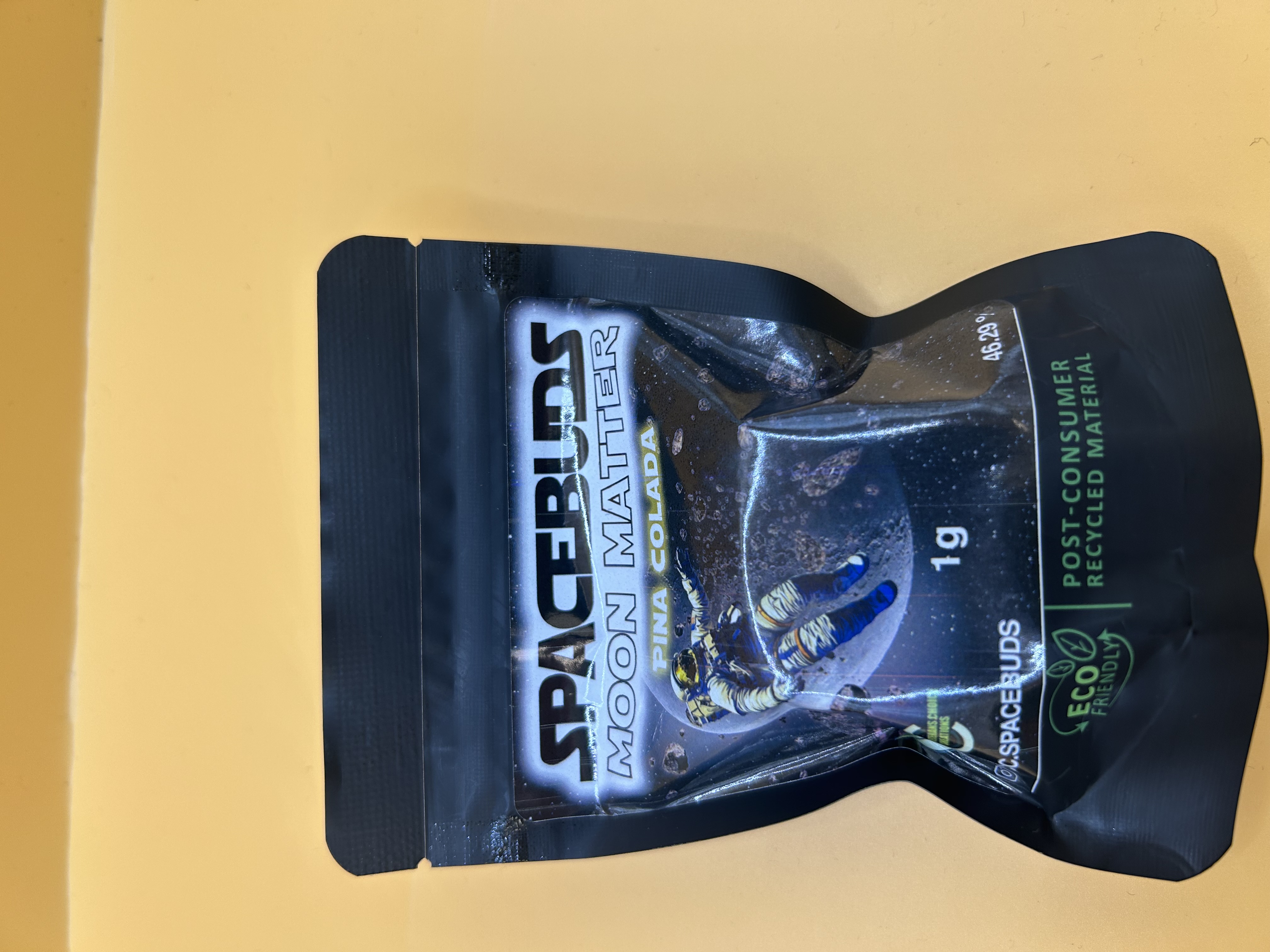 Photograph of product: SPACEBUDS | PINA COLADA | 46.3% TH-oui | 1G MOON MATTER