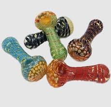 Photograph of product: 3.5" Flower Head Pipe Assorted Colors