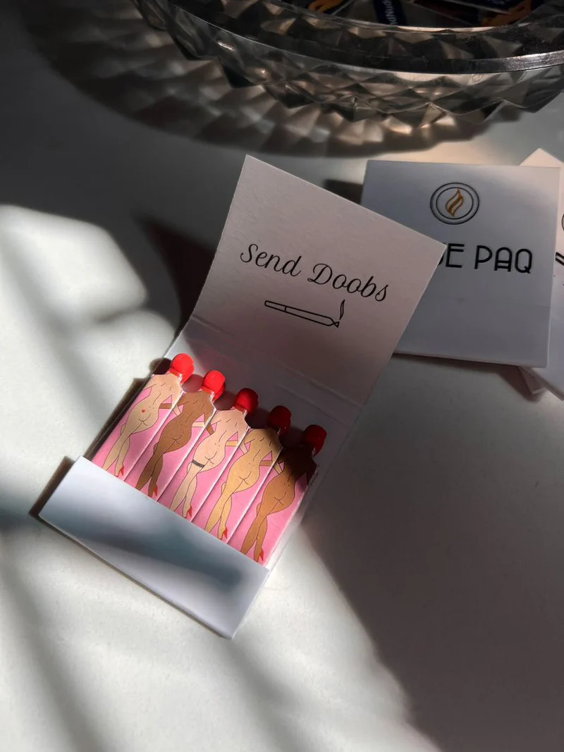 Photograph of product: Send DOOBS Matches