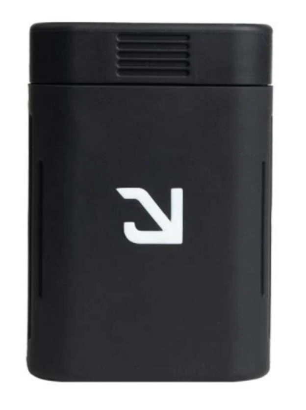 Photograph of Product: Eyce Solo Dugout