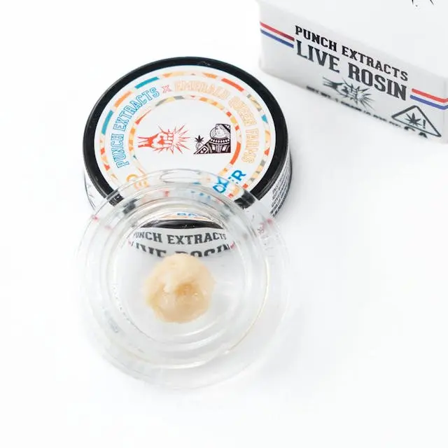 Photograph of product: Pineapple Headhunter Tier 4 Live Rosin Badder