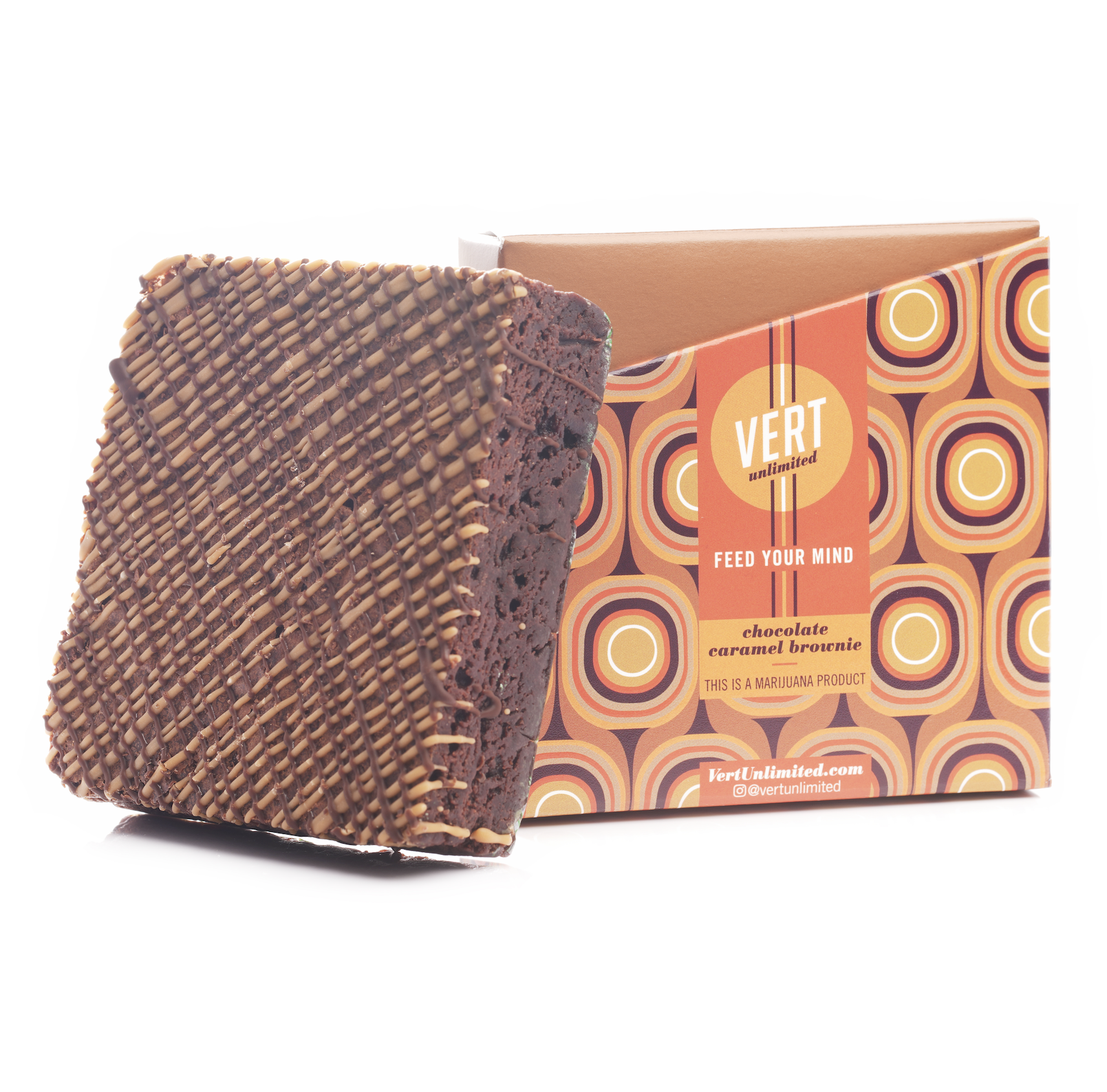 Photograph of product: Vert Chocolate Caramel Brownie Cookie Square