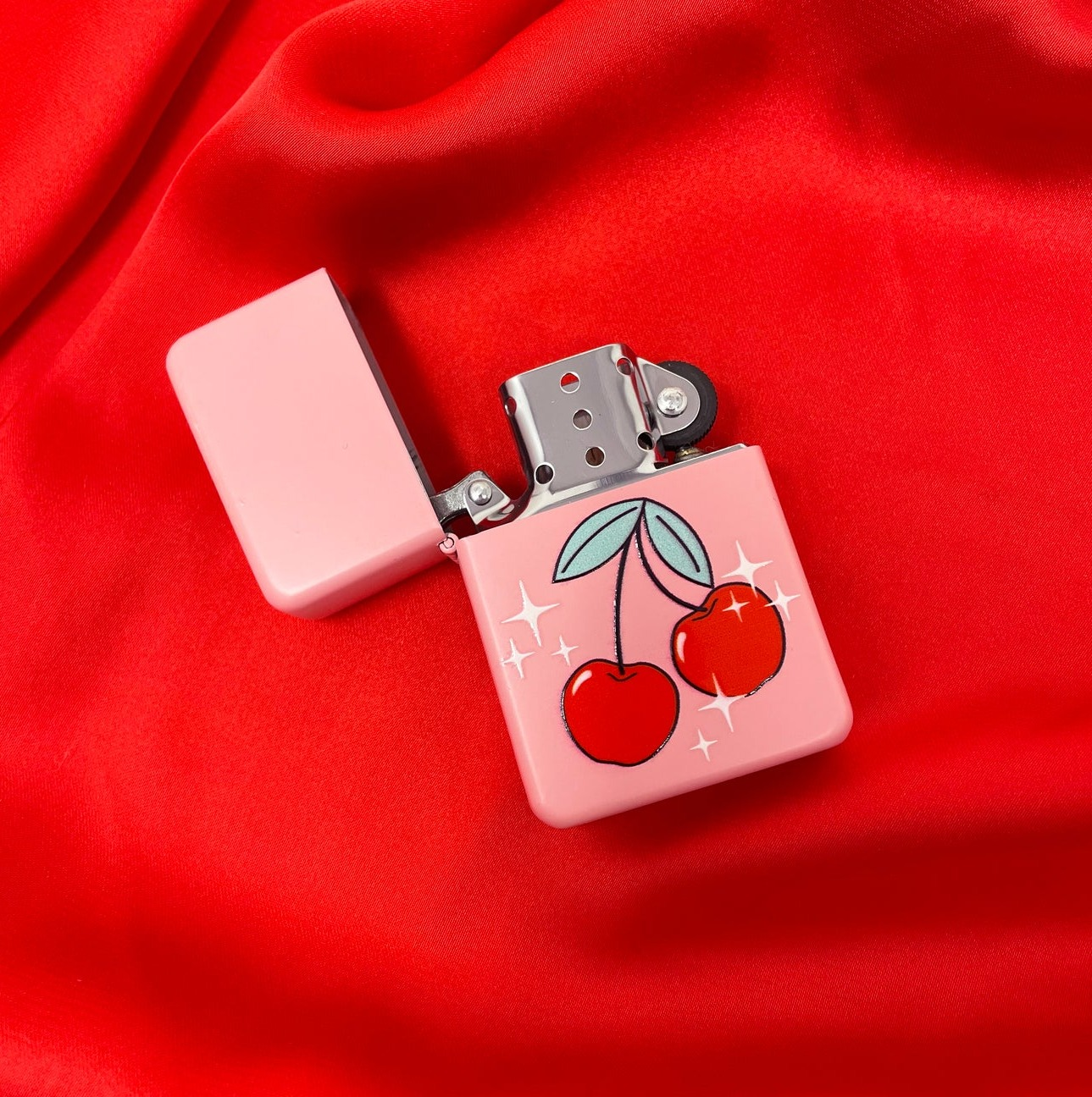 Photograph of product: Cherry Lighter