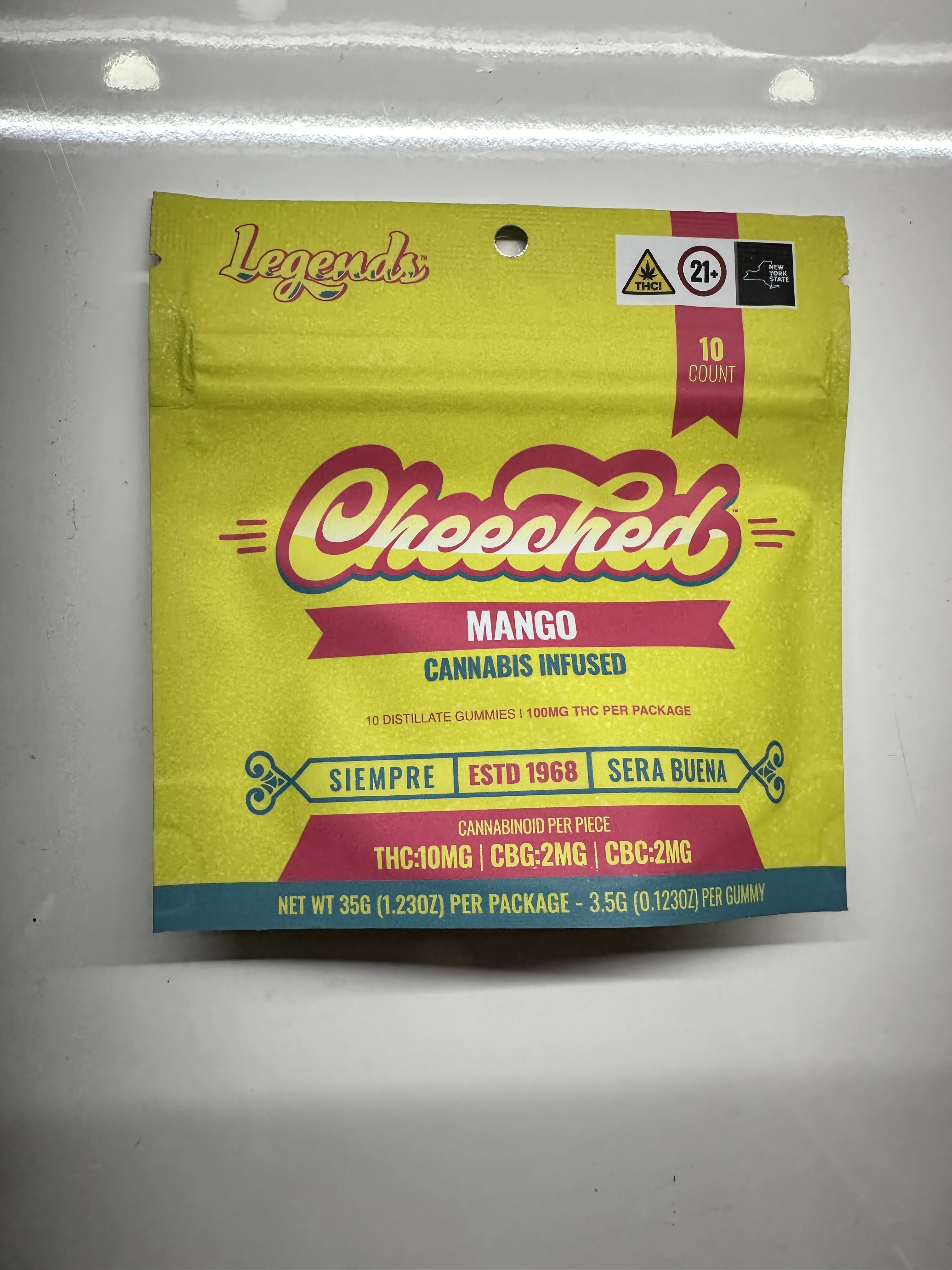 Photograph of product: Mango | Gummies 10pck