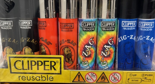 Photograph of product: Clipper Lighter Classic _ ZigZag Collection