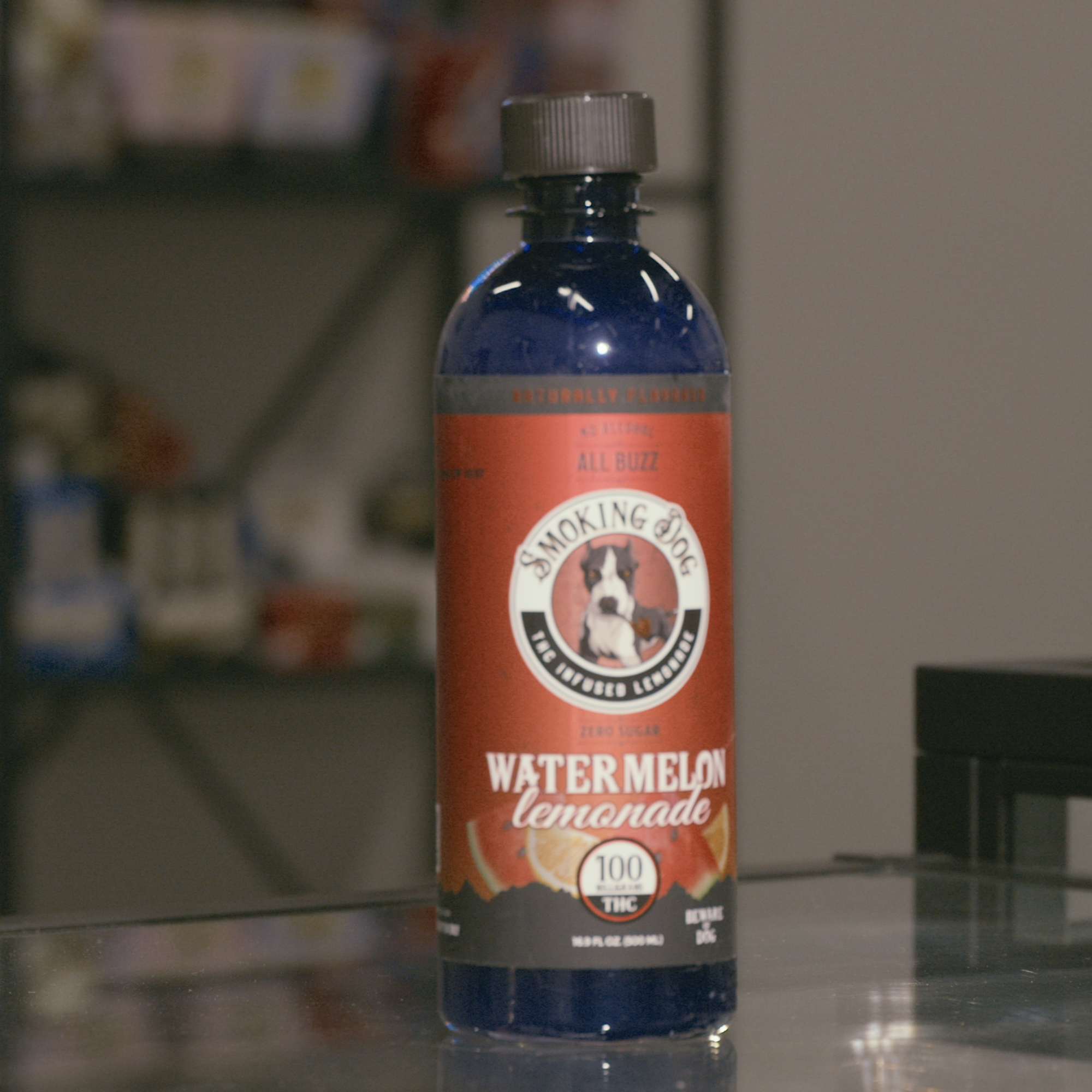 Photograph of product: SMOKING DOG - TH-oui LEMONADE 100mg - WATERMELON LEMONADE