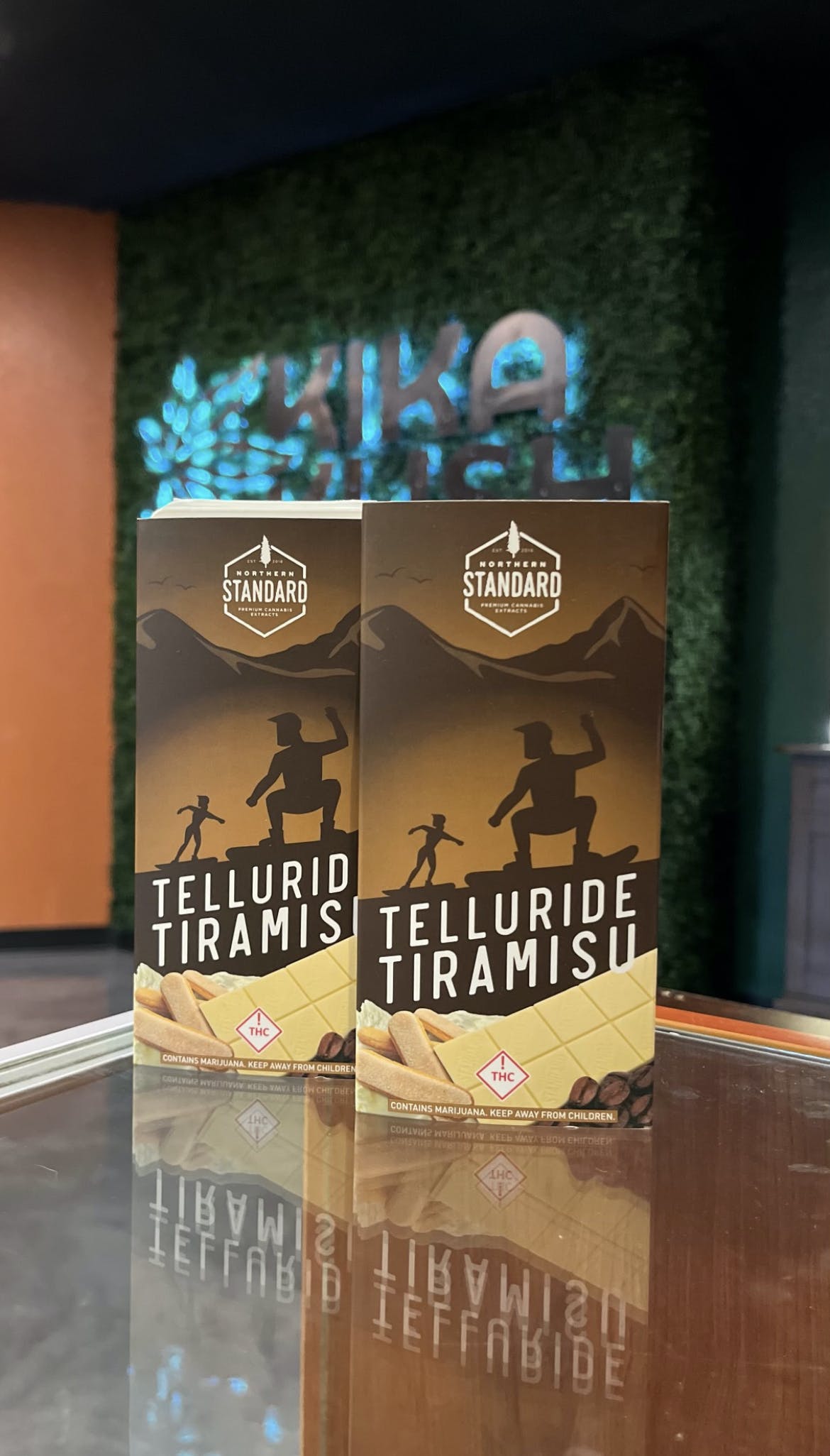 Photograph of product: Northern Standard - Chocolates - Telluride Tiramisu - 1000mg