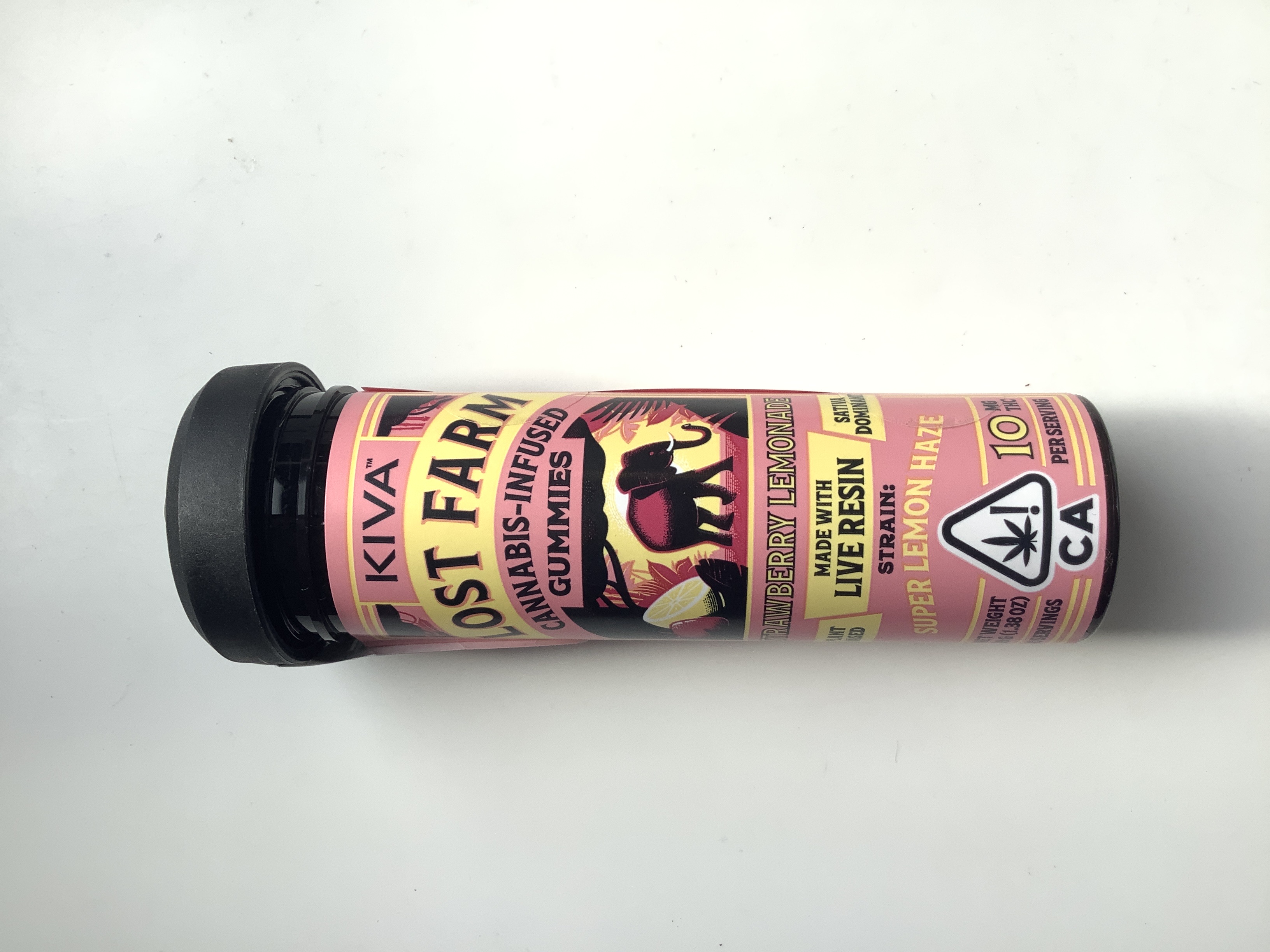 Photograph of product: LOST FARMS - EDIBLE (GUMMIES) - - STRAWBERRY LEMONADE - SUPER LEMON HAZE