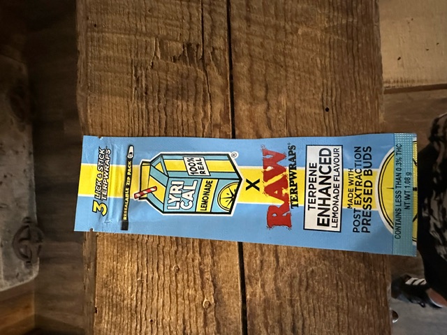 Photograph of product: Raw Lemonade Terp Wraps