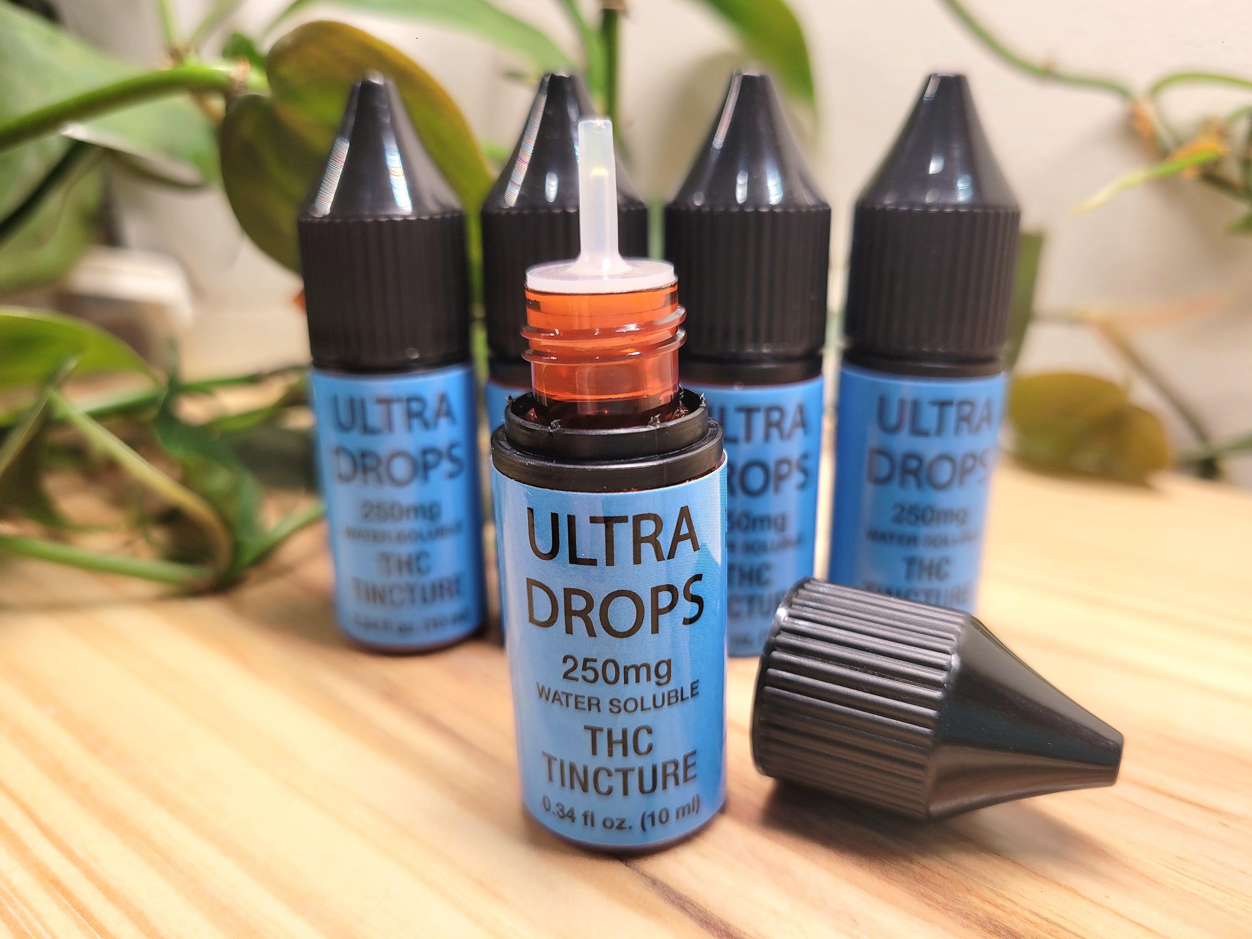 Photograph of product: Noble Labs | 250mg | Ultra Drops